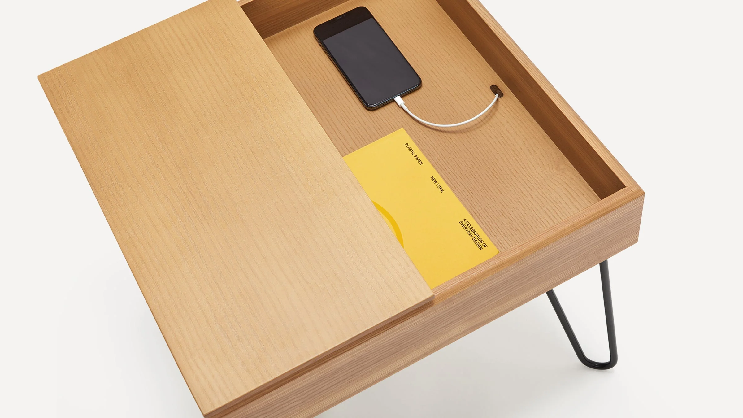 Carta Side Table