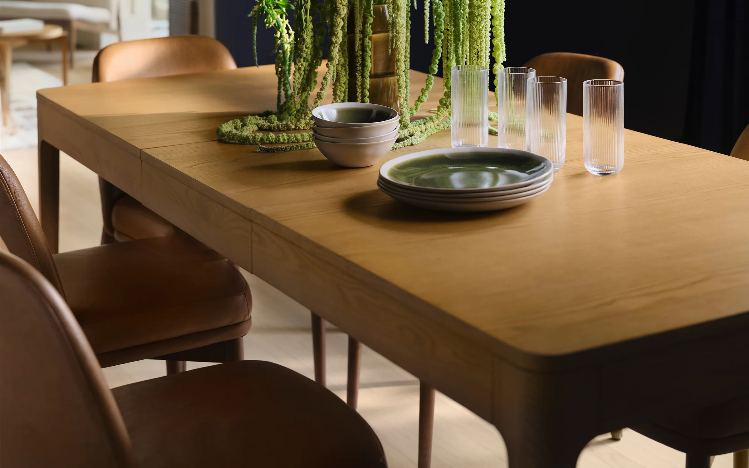 Listo Extendable Dining Table (59\" to 79\")