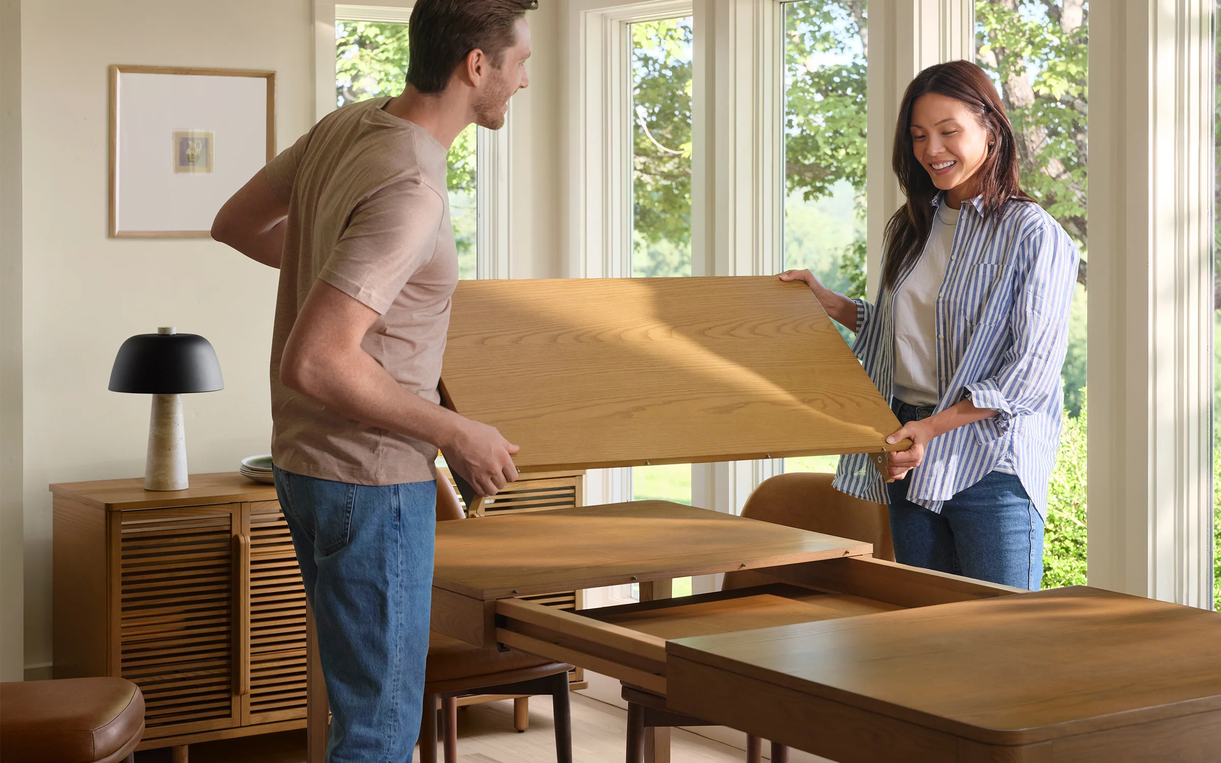 Listo Extendable Dining Table (59\" to 79\")