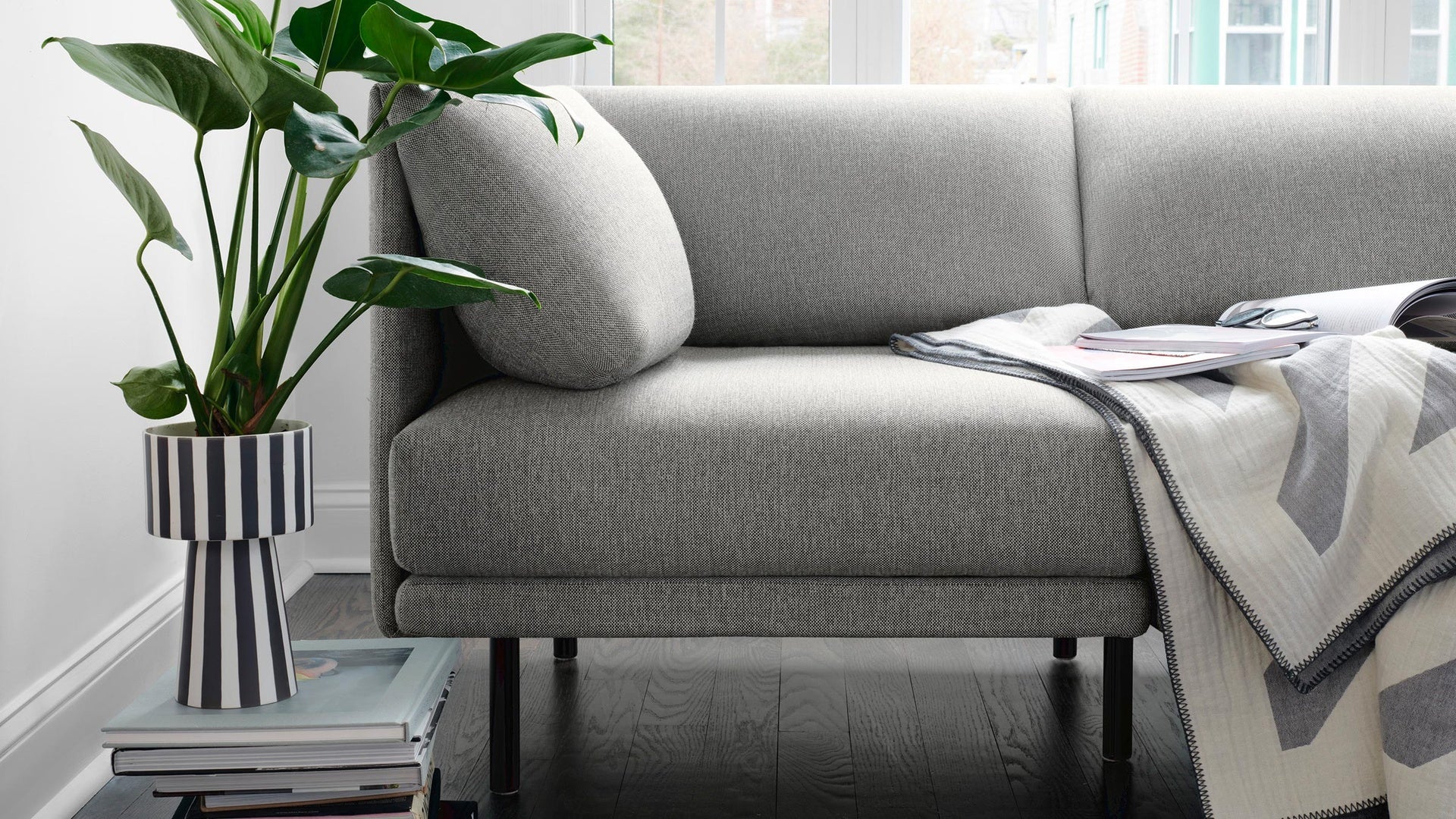 Range 6-Piece Open U Sectional